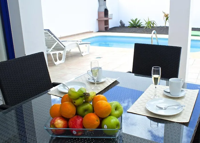 波多鲁比康别墅酒店 *