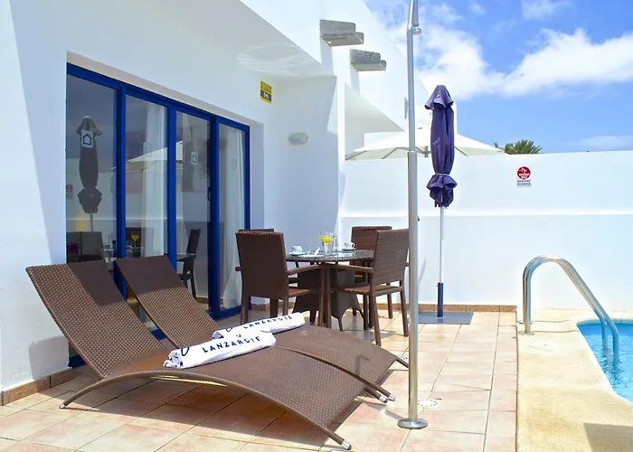 波多鲁比康别墅酒店 *