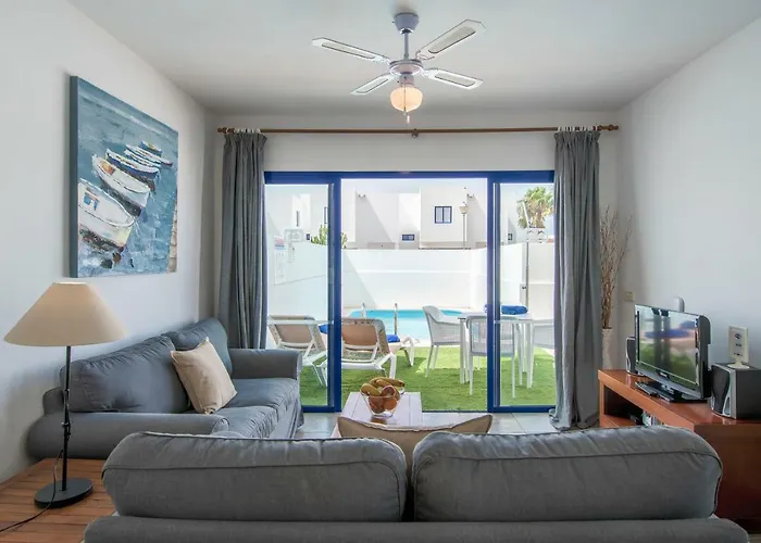 波多鲁比康别墅酒店 *