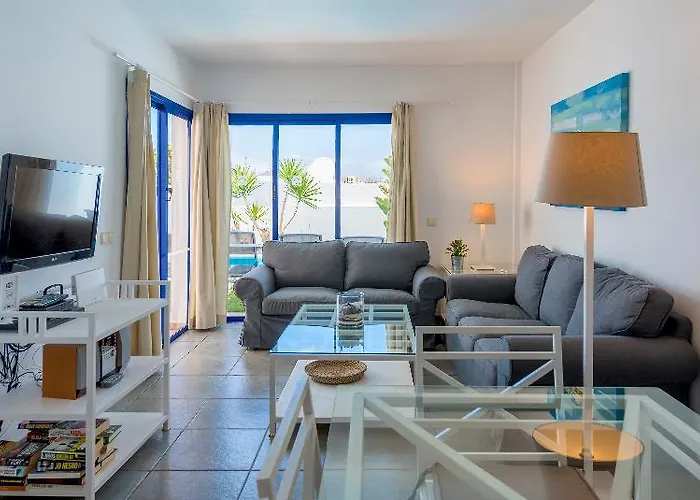 波多鲁比康别墅酒店 *