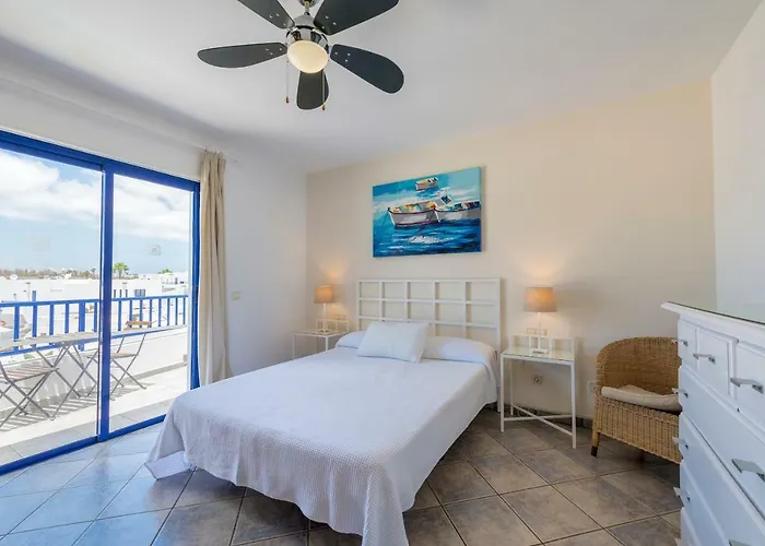 Puerto Rubicon Playa Blanca