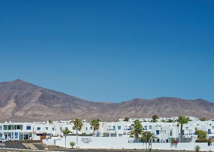 Puerto Rubicon Playa Blanca