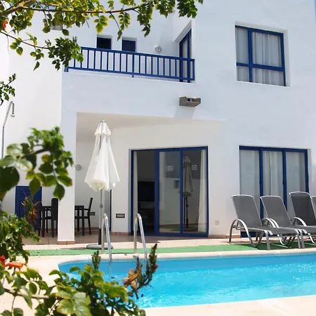 Puerto Rubicon Playa Blanca (Lanzarote)